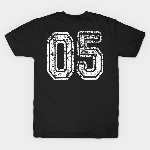 Number 05 Grungy in white by Sterling